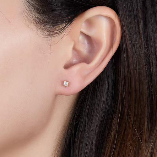 Classic Four Prong Solitaire Studs